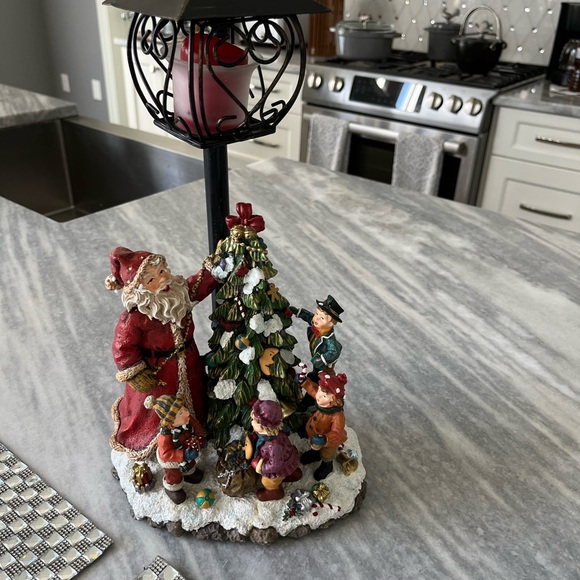 Traditional Santa Claus and friends Christmas  decor holds a candle really nice - Picture 12 of 14